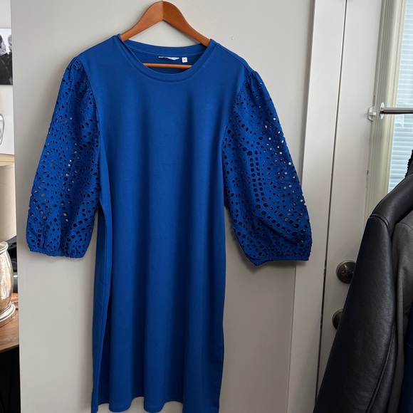 Dresses & Skirts - Reitmans Navy Blue Dress With Cotten Embellished Sleeves